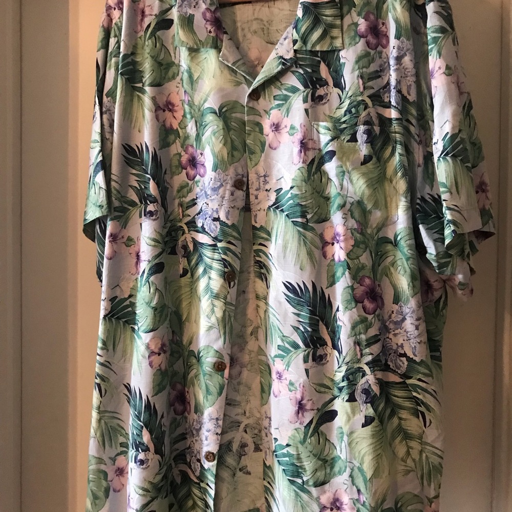 Men’s Flower button down Tommy Bahama size XXXL/TTTG